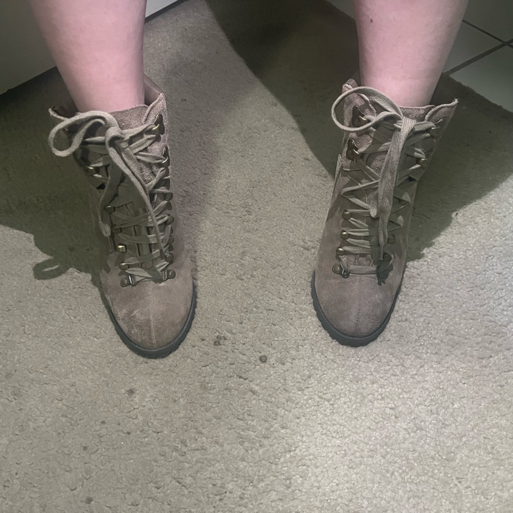Booties - Picture 6 of 9
